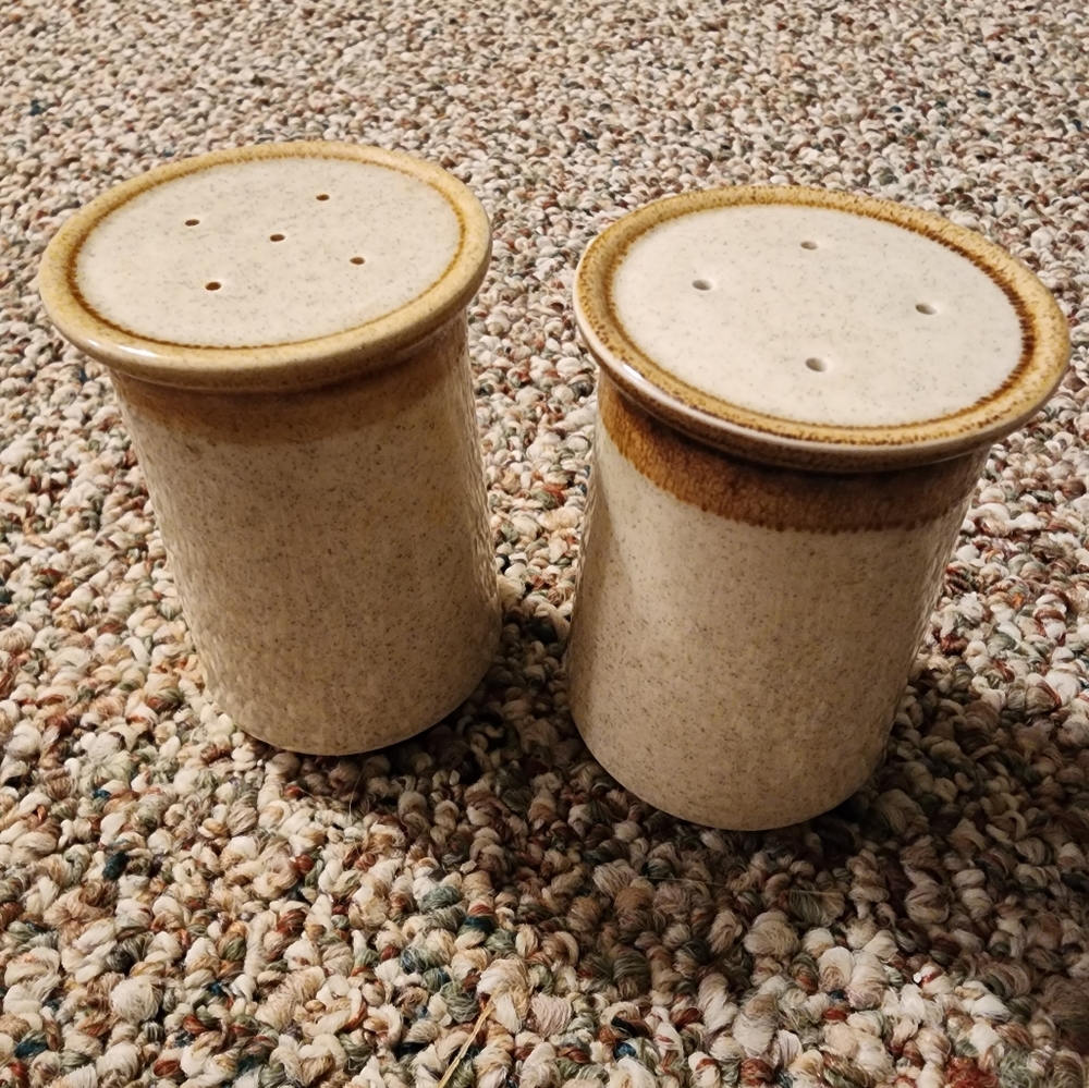 Mikasa Stone Manor Salt & Pepper Shakers